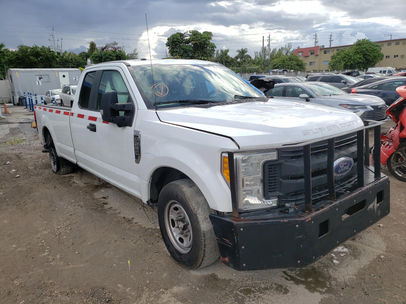 FORD F250 SUPER 2017 with VIN 1FT7X2A67HEF00244 - Photo from auction