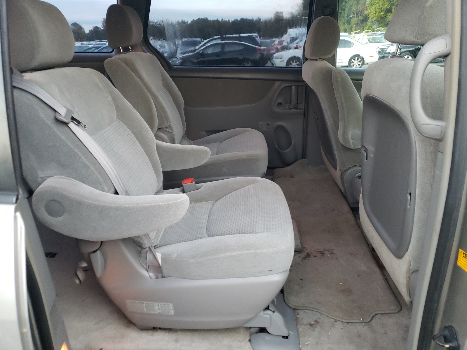 Photo 6 from auction – 2006 TOYOTA SIENNA with VIN 5TDZA23C46S582566