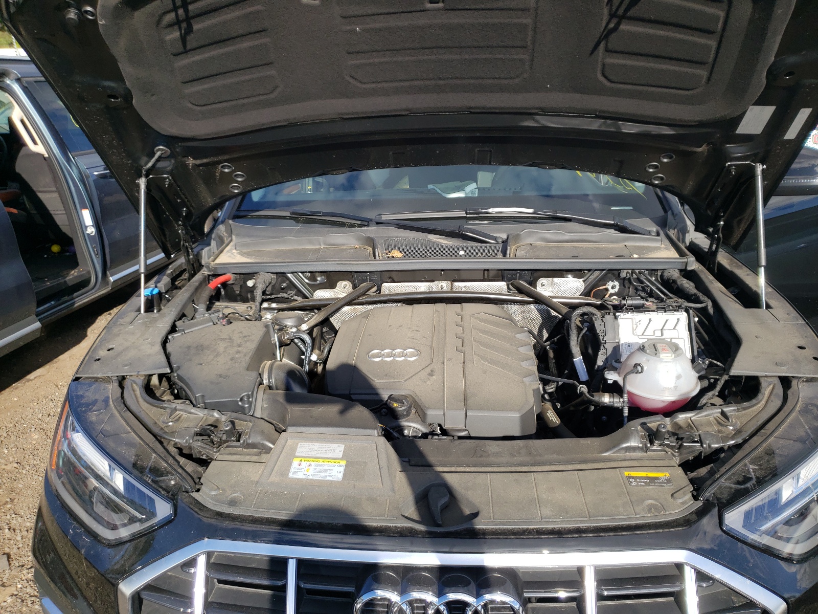 Photo 7 from auction – 2021 AUDI Q5 PREMIUM with VIN WA1AAAFY2M2019559