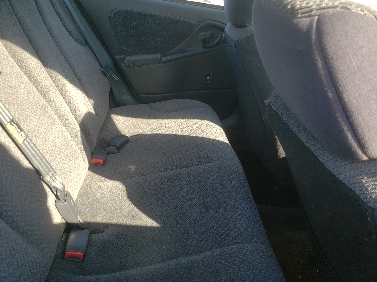 Photo 6 from auction – 2003 CHEVROLET CAVALIER L with VIN 1G1JF52F637171955