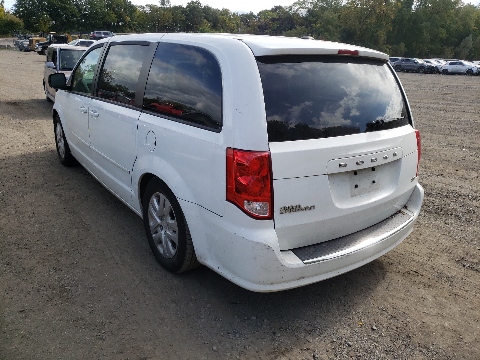 Photo 3 from auction – 2015 DODGE GRAND CARA with VIN 2C4RDGBGXFR718569