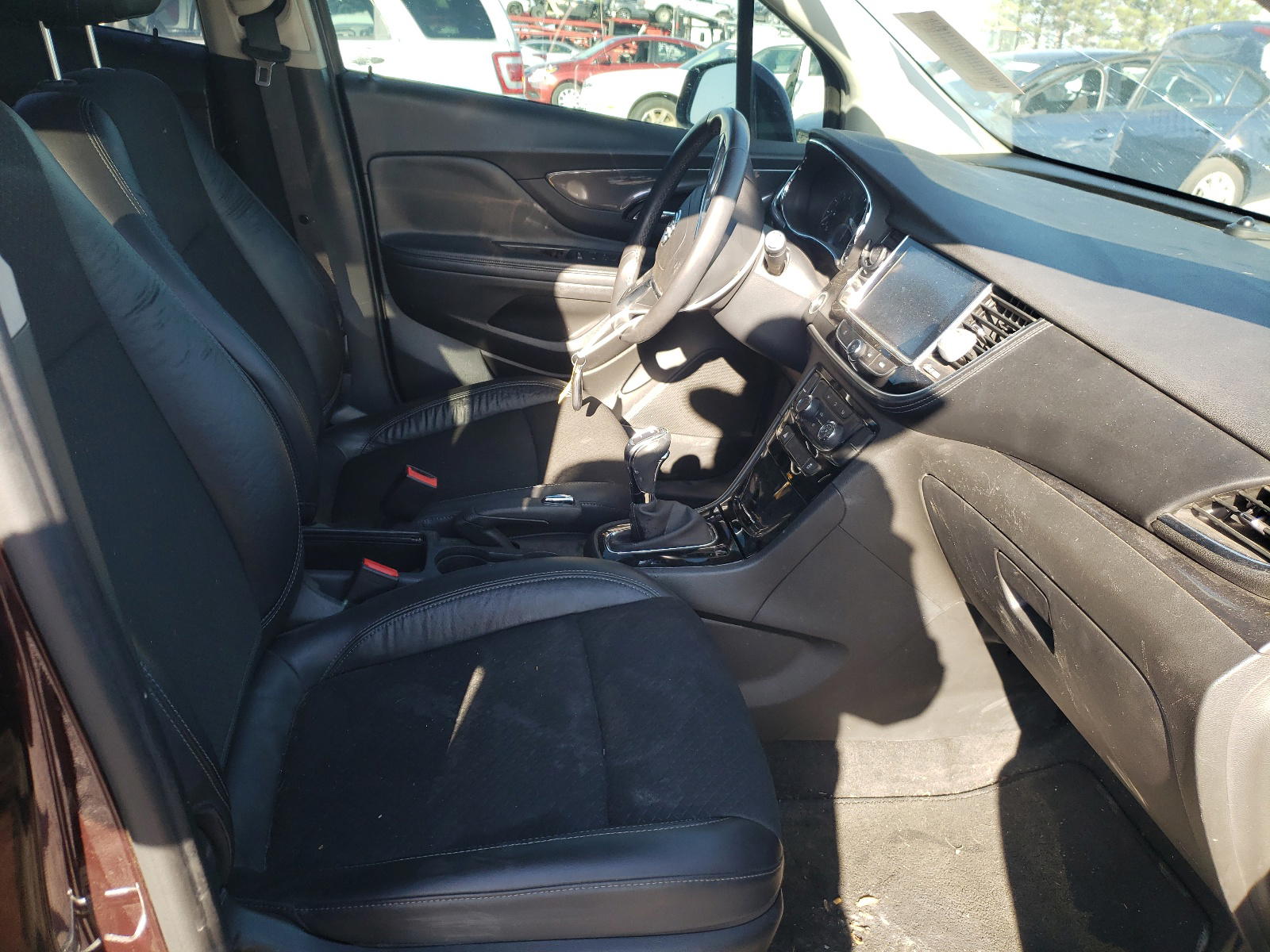 Photo 5 from auction – 2017 BUICK ENCORE PRE with VIN KL4CJESB6HB143423