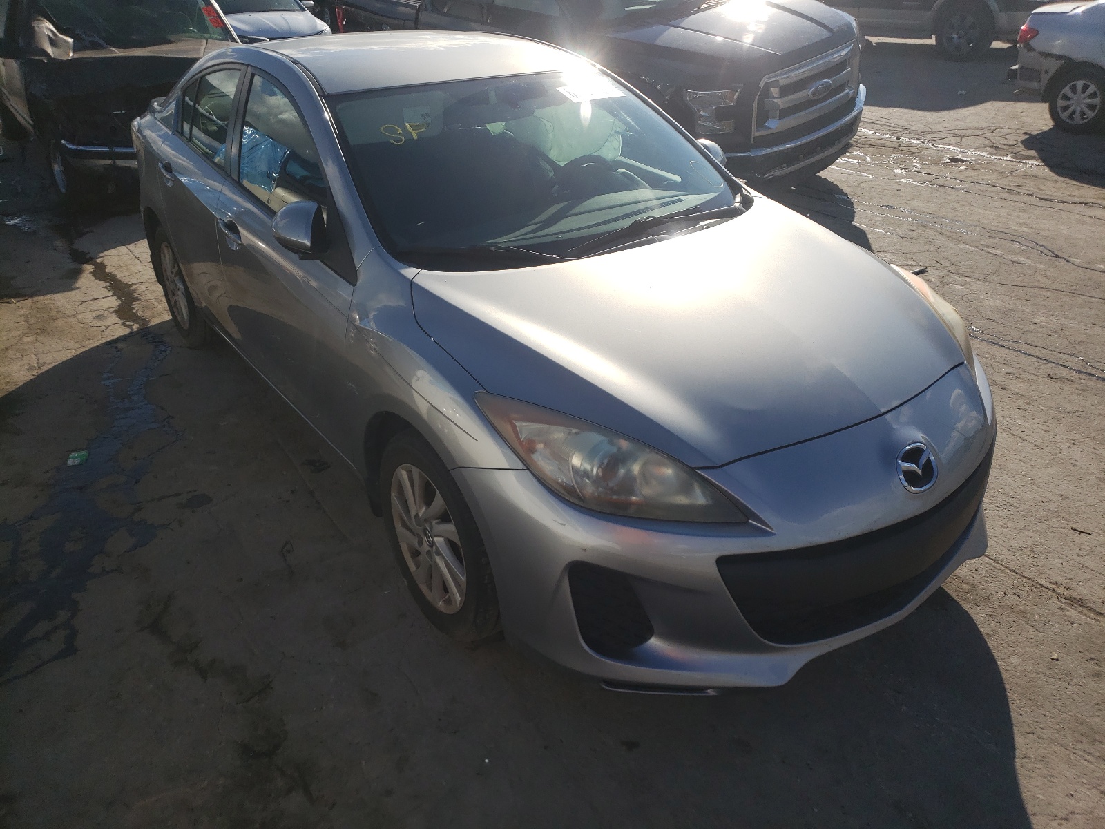 MAZDA 3 I 2013 z numerem VIN JM1BL1V76D1747162 - Zdjęcie z aukcji