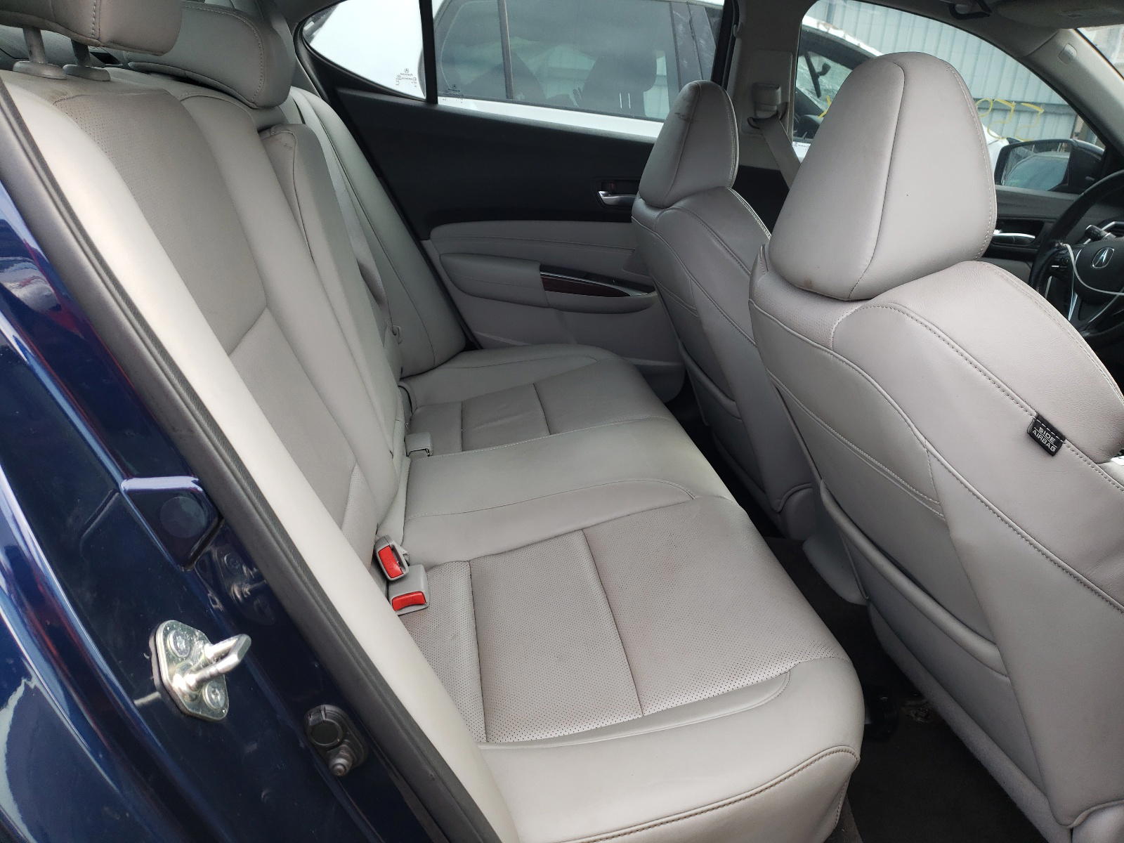 Photo 6 from auction – 2016 ACURA TLX TECH with VIN 19UUB3F56GA004530