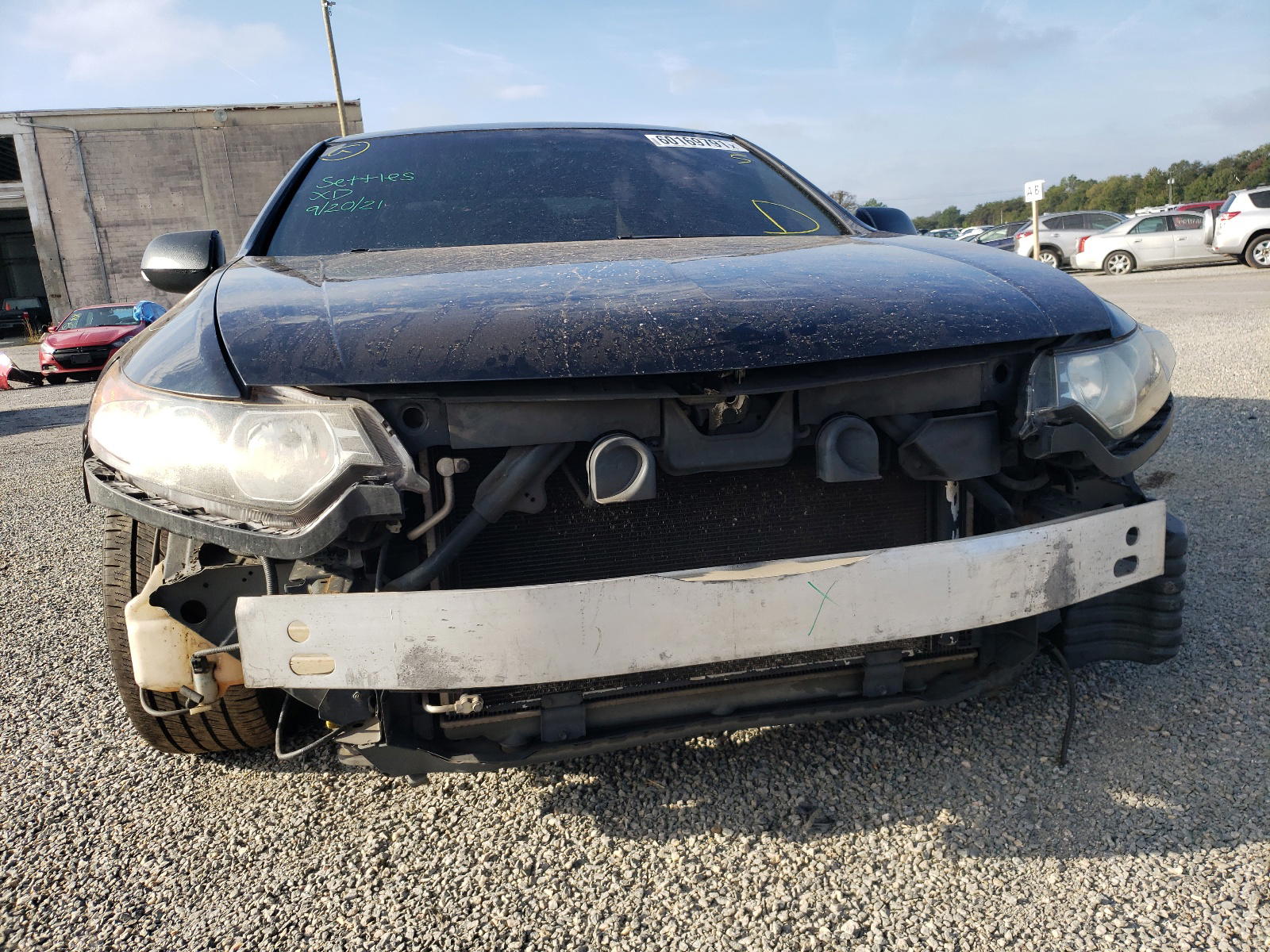 Photo 9 from auction – 2011 ACURA TSX with VIN JH4CU2F61BC007533