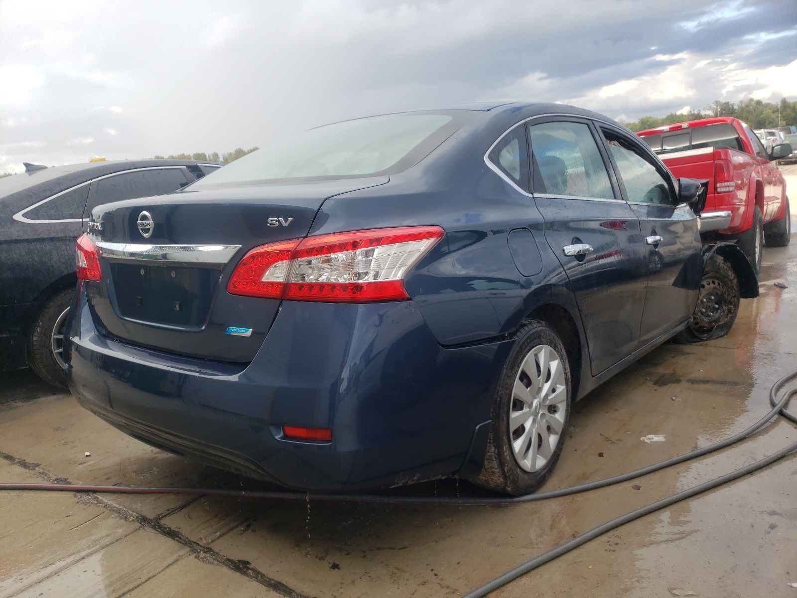 Photo 4 from auction – 2014 NISSAN SENTRA S with VIN 1N4AB7AP6EN852601