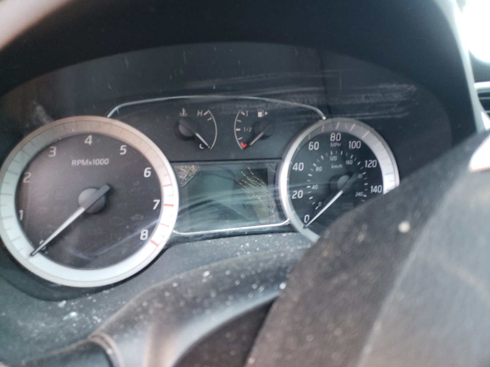 Photo 8 from auction – 2014 NISSAN SENTRA S with VIN 3N1AB7AP2EY337661