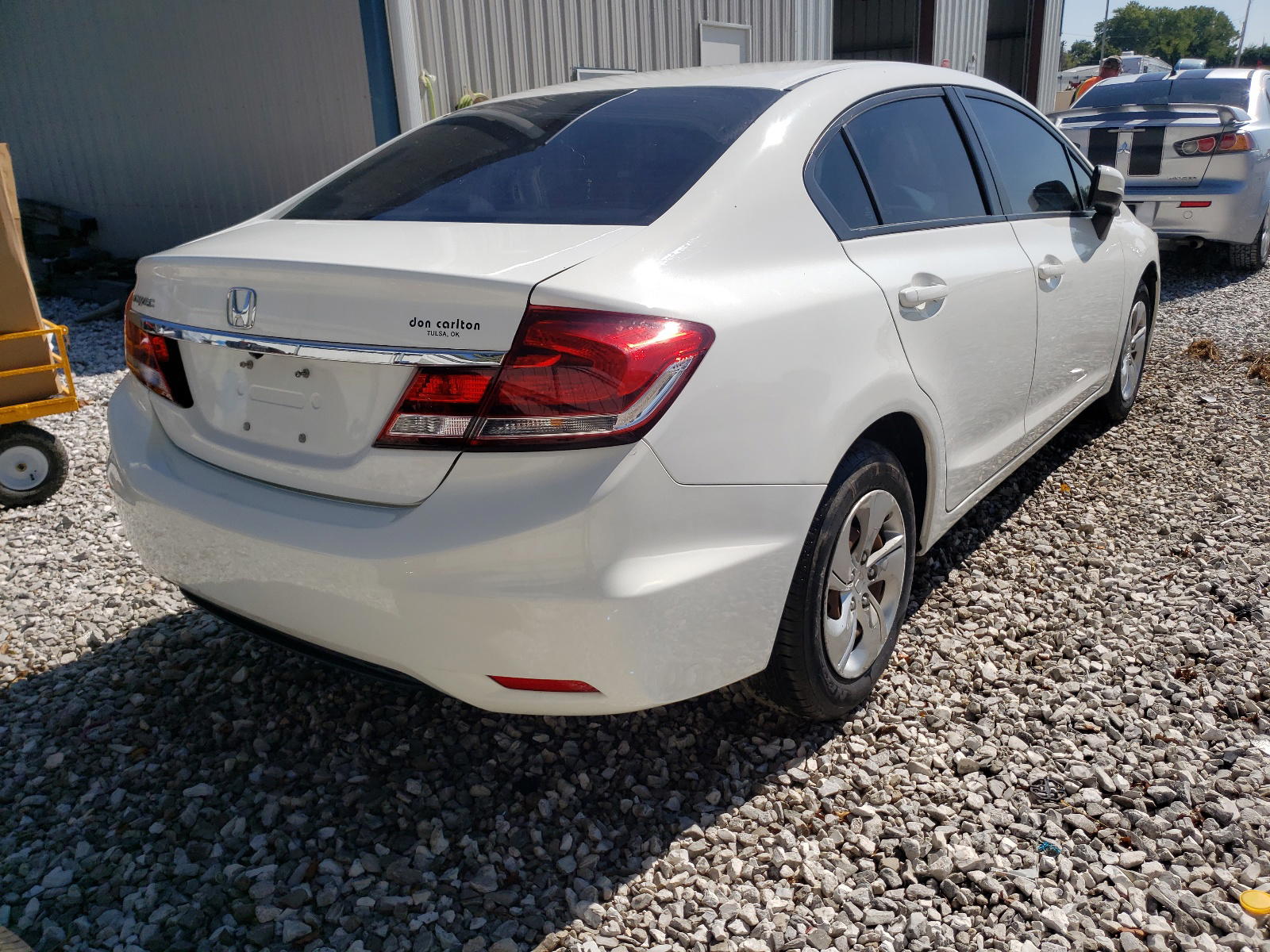 Photo 4 from auction – 2014 HONDA CIVIC LX with VIN 19XFB2F51EE263275