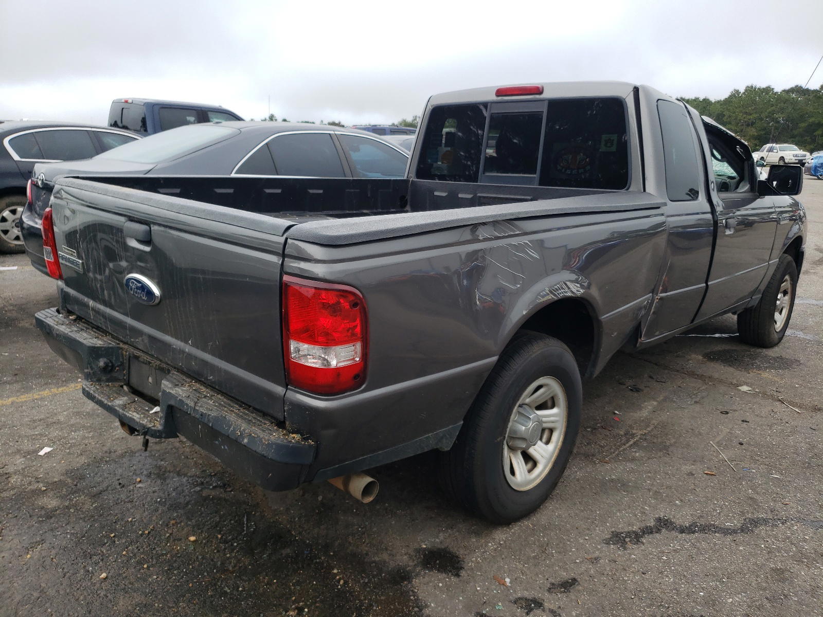 Photo 4 from auction – 2011 FORD RANGER SUP with VIN 1FTLR4EE7BPA45039