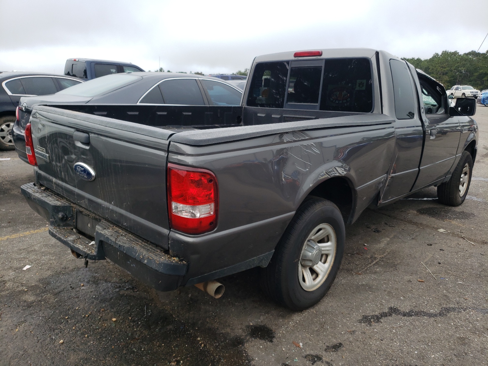 Фото 4 с аукциона – 2011 FORD RANGER SUP с VIN 1FTLR4EE7BPA45039