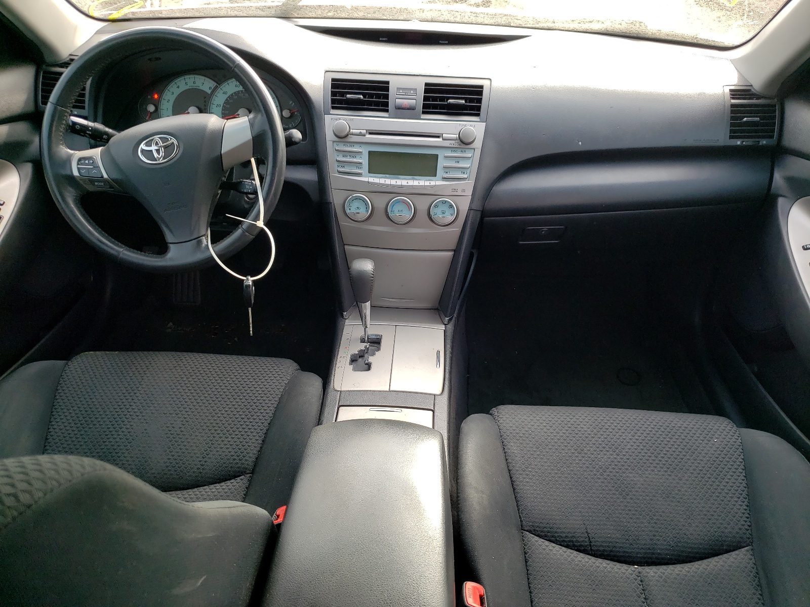 Photo 9 from auction – 2009 TOYOTA CAMRY BASE with VIN 4T1BE46K99U377017