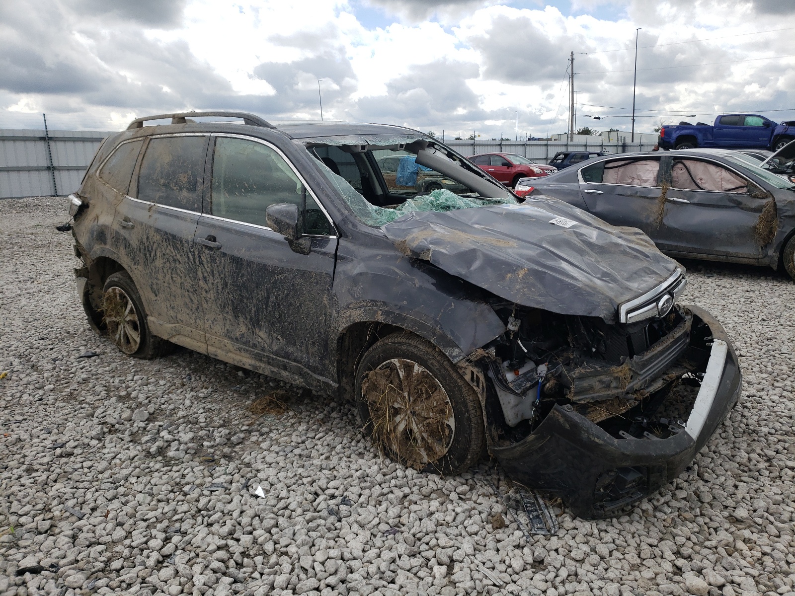 Photo 1 from auction – 2020 SUBARU FORESTER L with VIN JF2SKAUC1LH401965