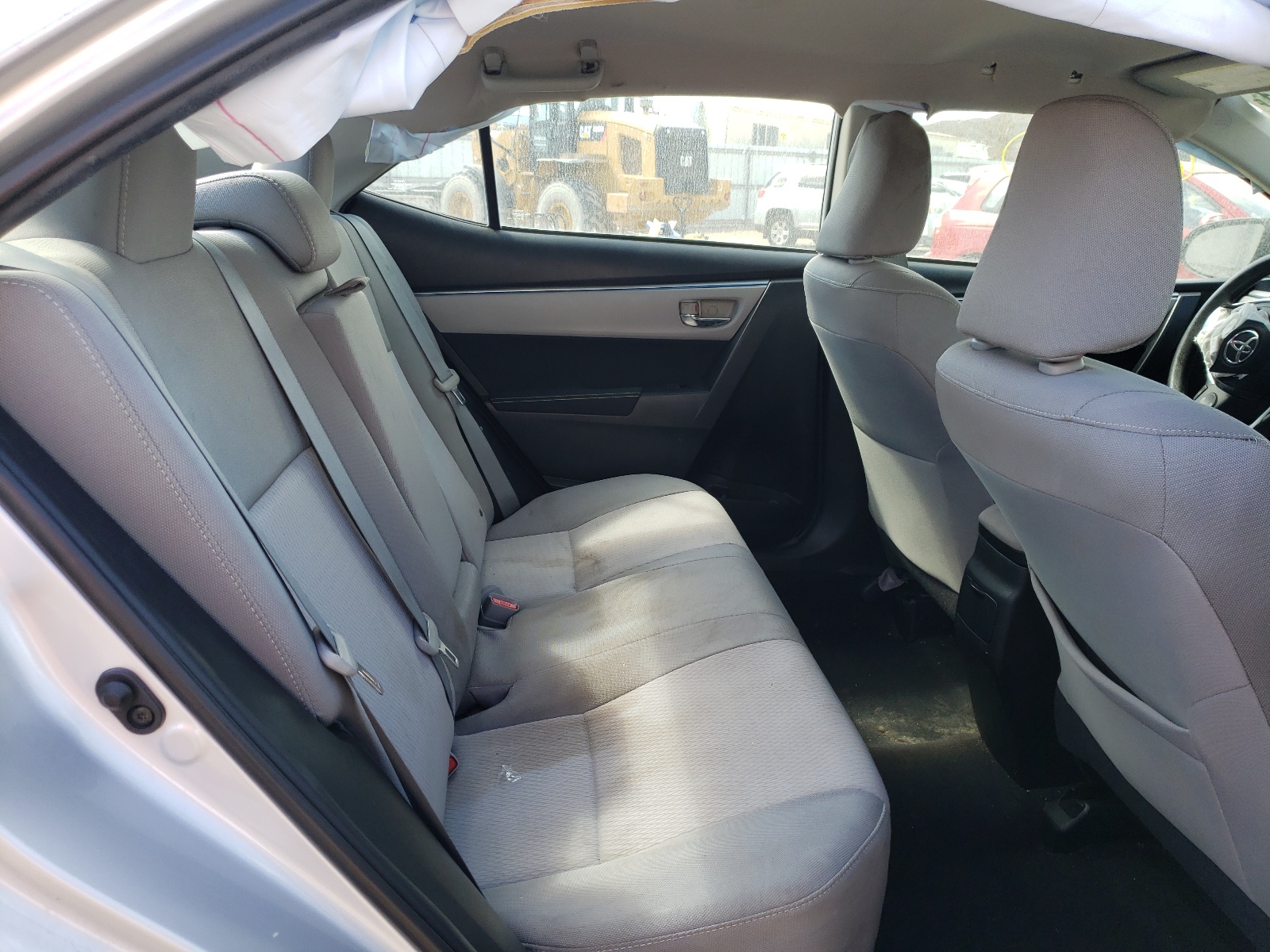 Photo 6 from auction – 2015 TOYOTA COROLLA L with VIN 5YFBURHE1FP275747