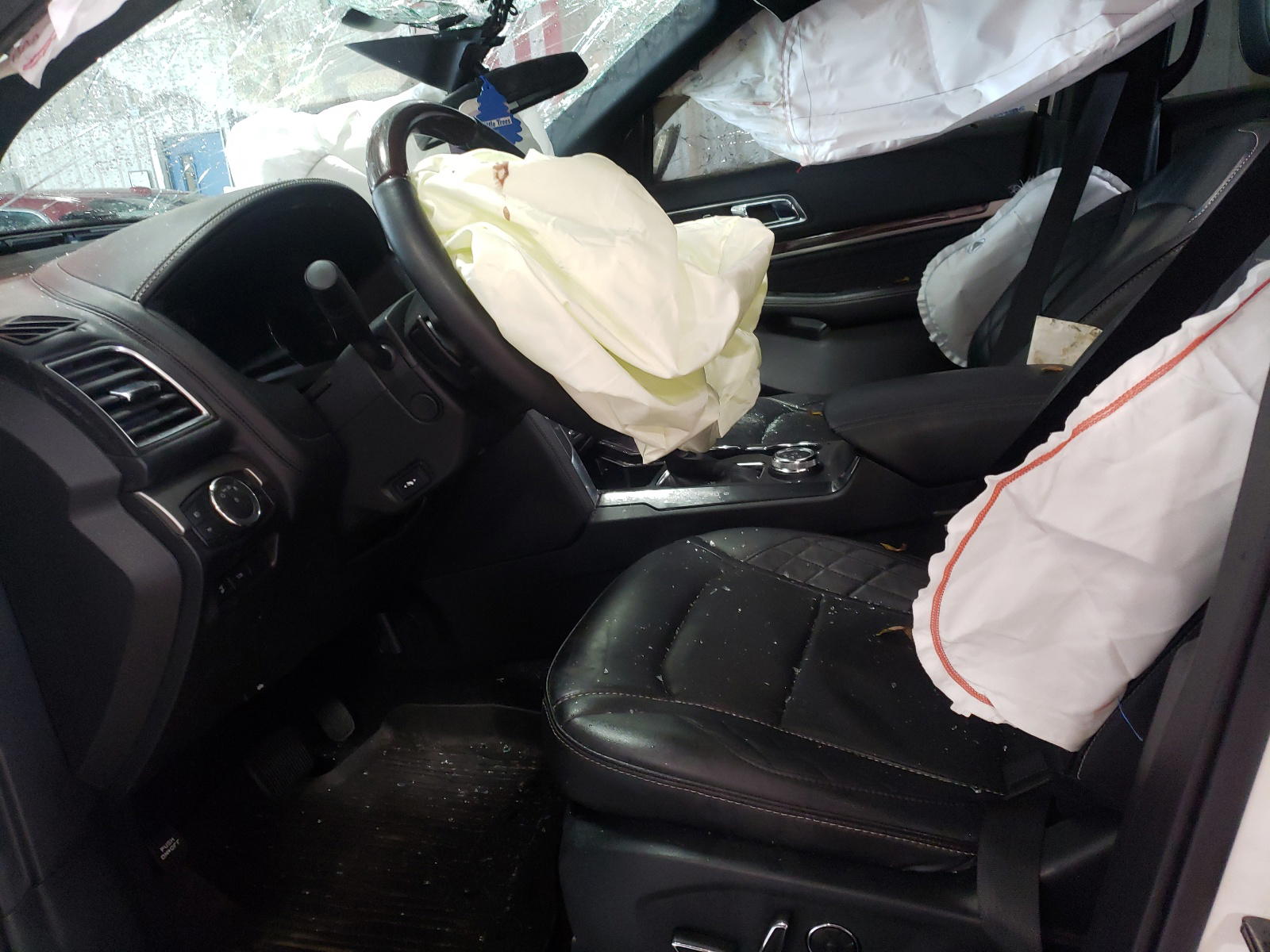 Photo 5 from auction – 2018 FORD EXPLORER P with VIN 1FM5K8HT7JGC40034