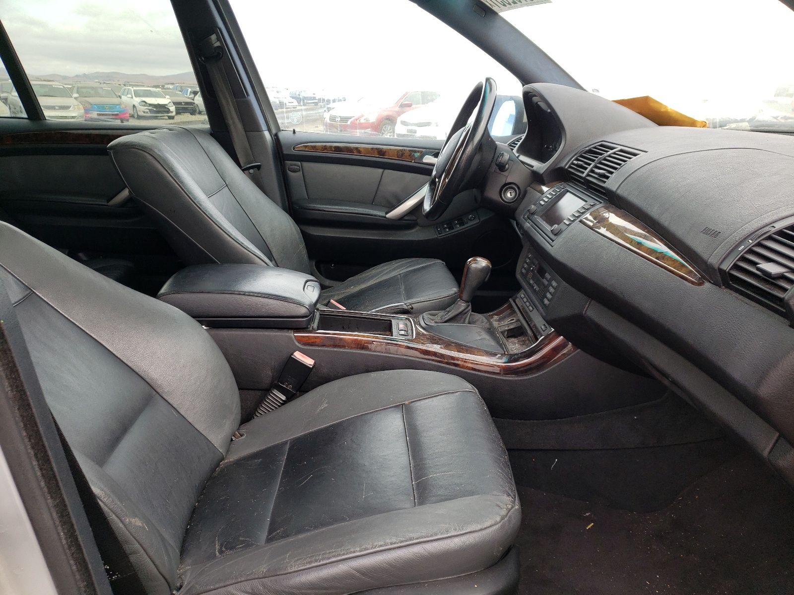 Photo 5 from auction – 2001 BMW X5 4.4I with VIN WBAFB33531LH21037