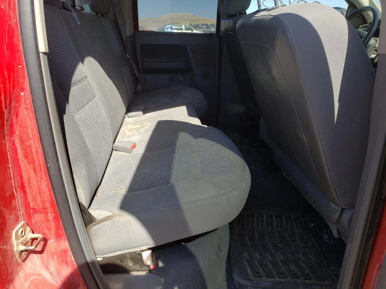 Photo 6 from auction – 2007 DODGE RAM 1500 with VIN 1D7HU18P27J539423