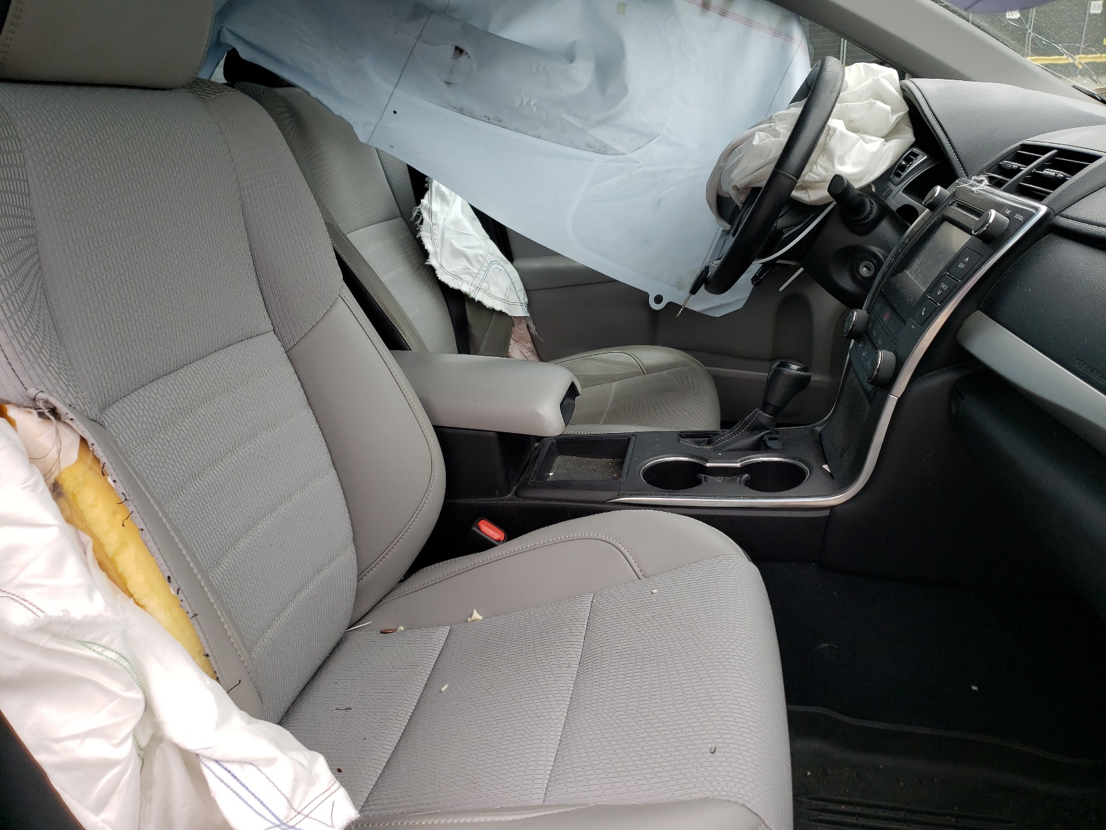Photo 5 from auction – 2016 TOYOTA CAMRY LE with VIN 4T1BF1FK4GU185397