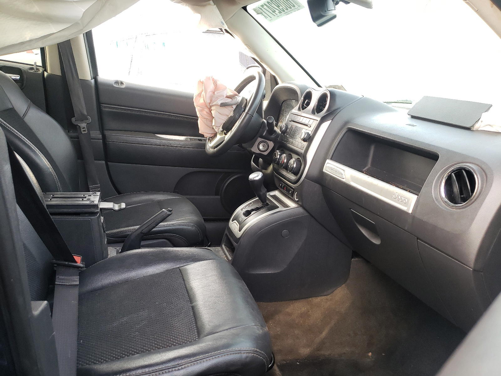 Photo 5 from auction – 2017 JEEP COMPASS LA with VIN 1C4NJDEB2HD191011