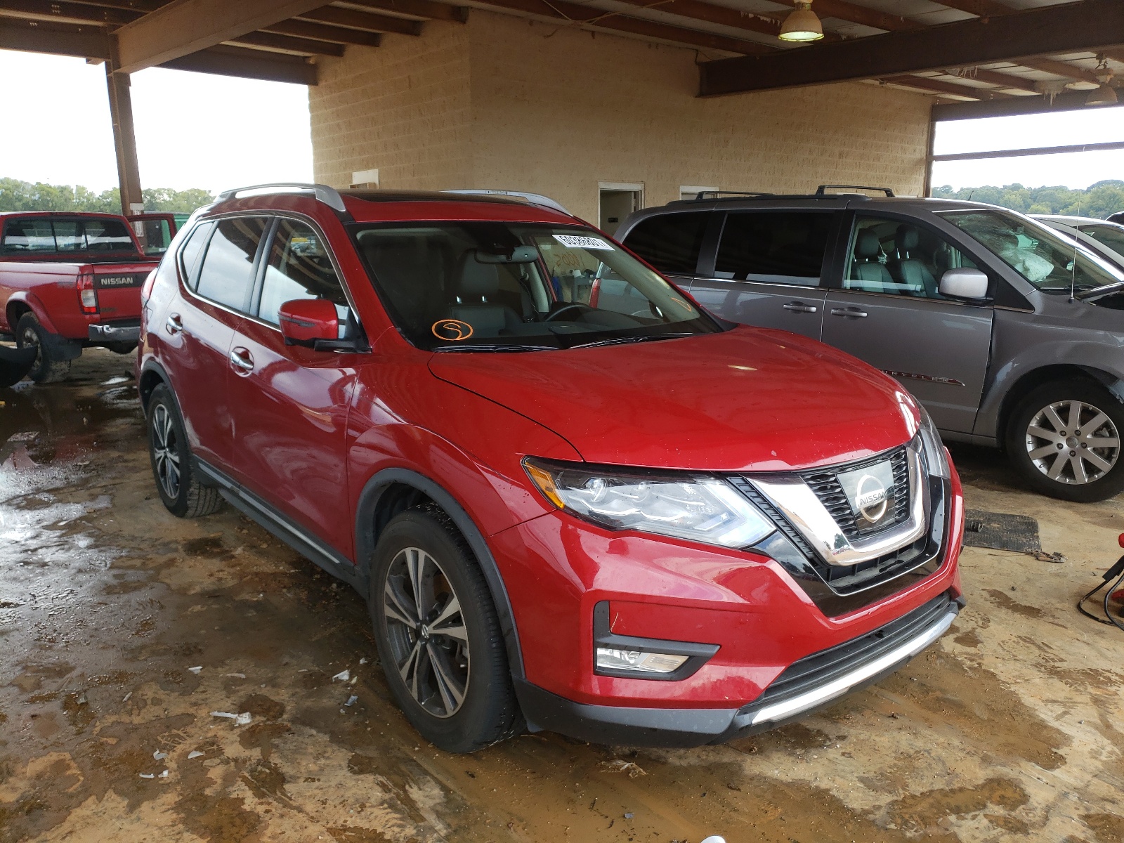 Photo 1 from auction – 2017 NISSAN ROGUE S with VIN JN8AT2MT8HW407024