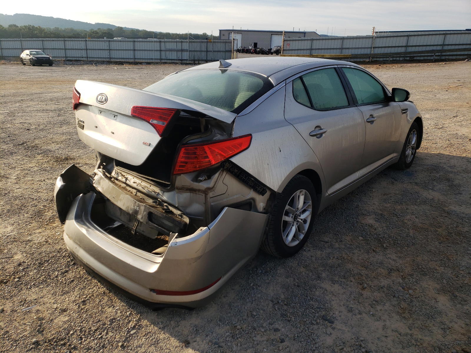 Photo 4 from auction – 2011 KIA OPTIMA LX with VIN KNAGM4A73B5175710