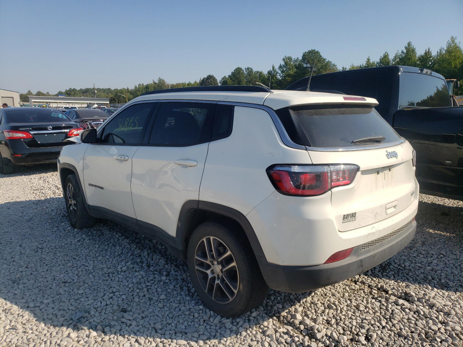 Photo 3 from auction – 2019 JEEP COMPASS LA with VIN 3C4NJCBB1KT769485