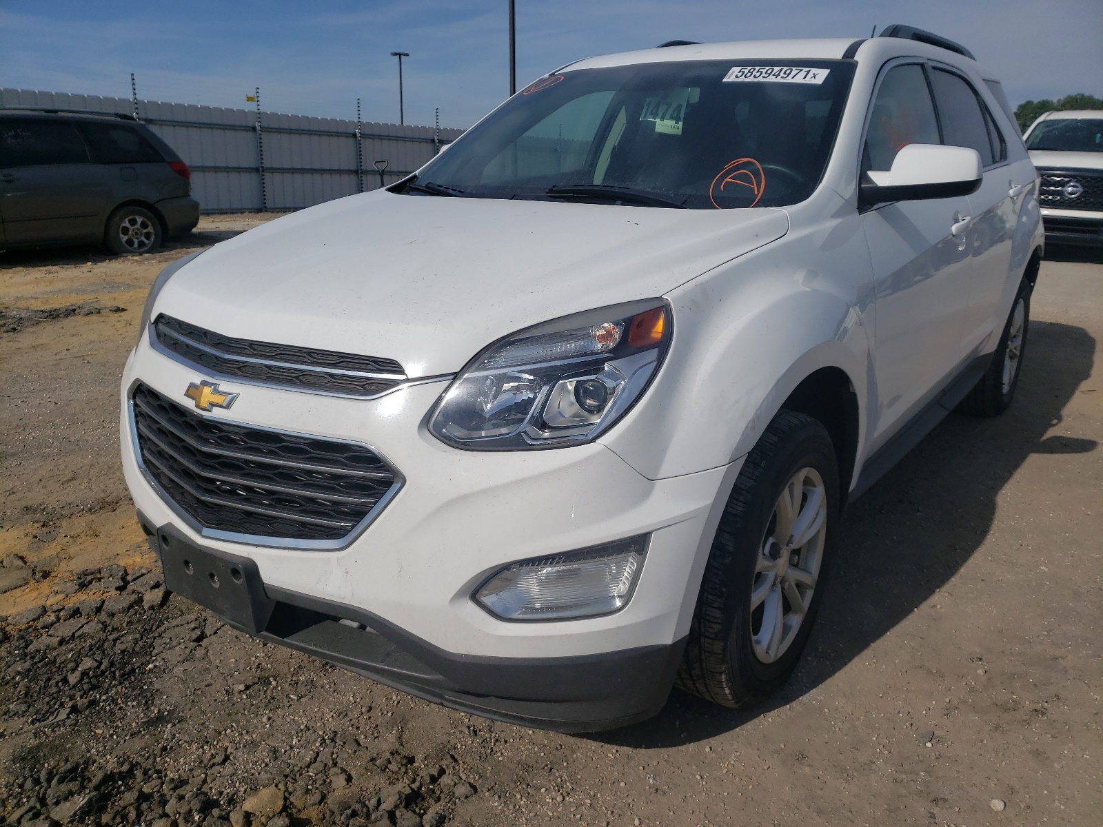 Photo 2 from auction – 2017 CHEVROLET EQUINOX LT with VIN 2GNALCEKXH1535674