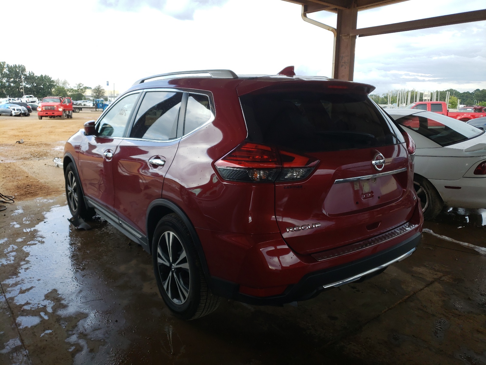 Photo 3 from auction – 2017 NISSAN ROGUE S with VIN JN8AT2MT8HW407024