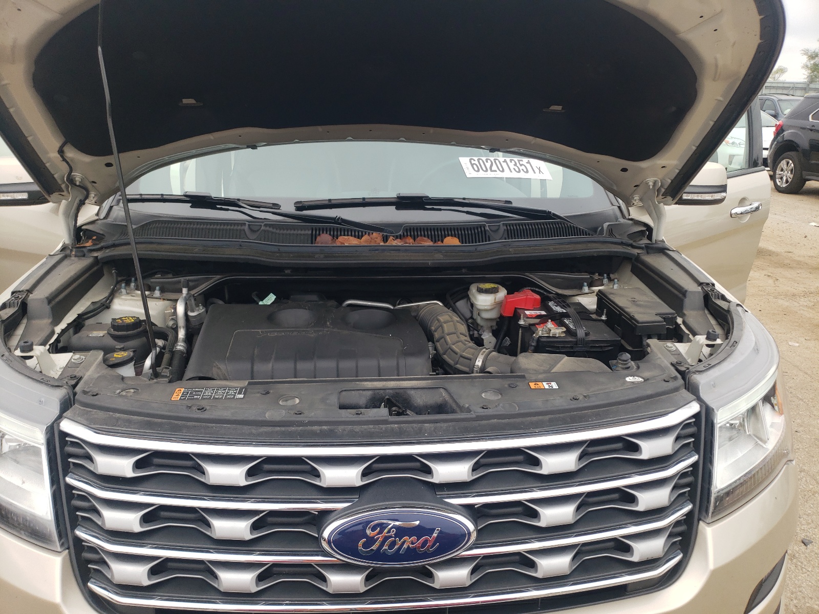 Photo 7 from auction – 2017 FORD EXPLORER L with VIN 1FM5K8FHXHGD16158