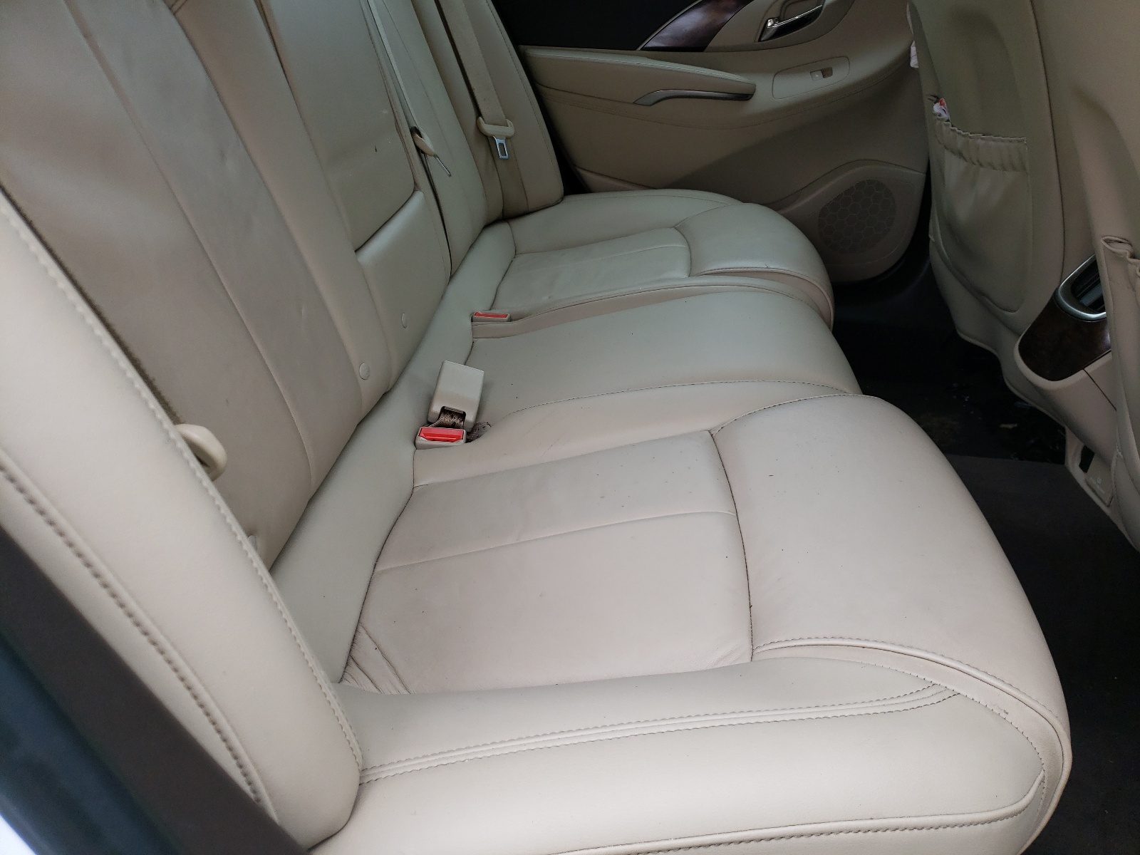 Photo 6 from auction – 2014 BUICK LACROSSE with VIN 1G4GB5G36EF230325