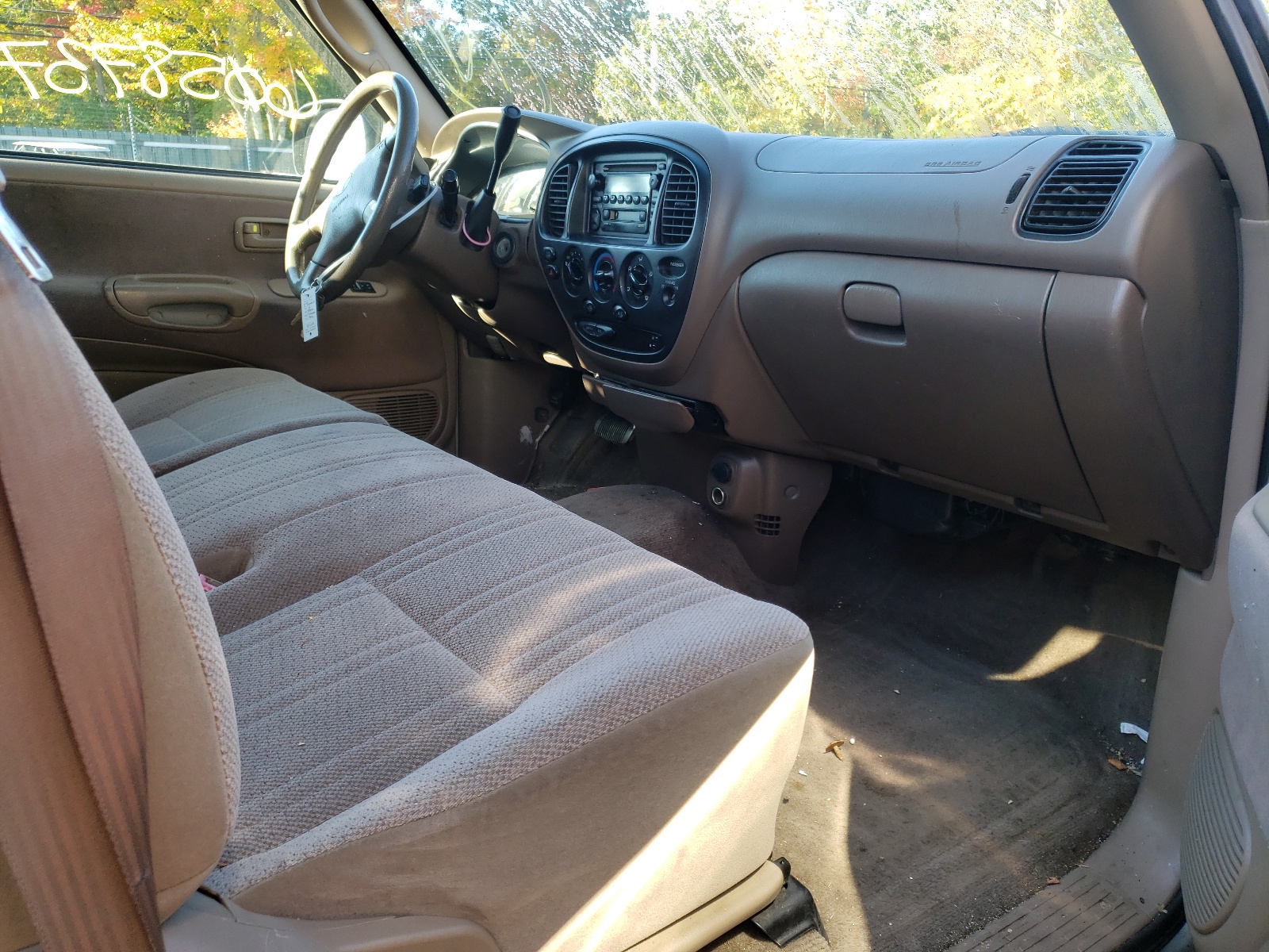 Photo 5 from auction – 2002 TOYOTA TUNDRA ACC with VIN 5TBBT44172S252489