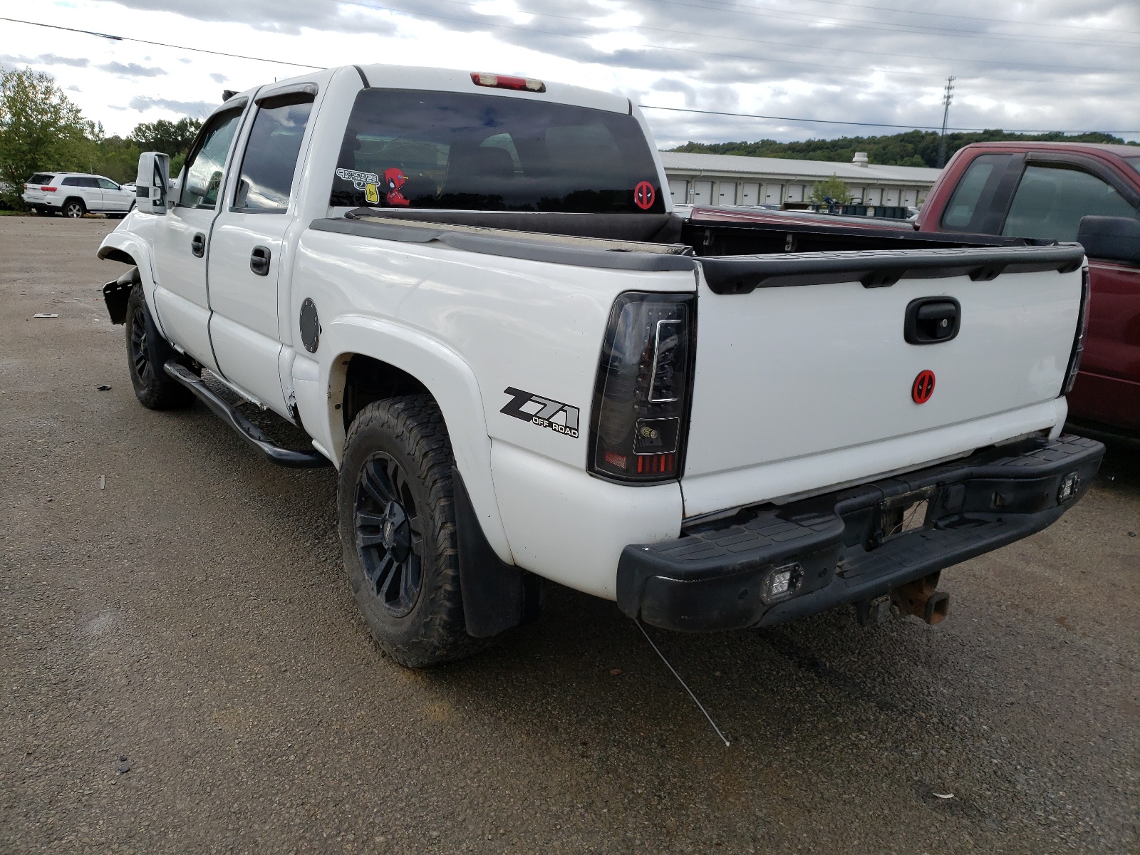 Photo 3 from auction – 2005 CHEVROLET SILVERADO with VIN 2GCEK13T251221719