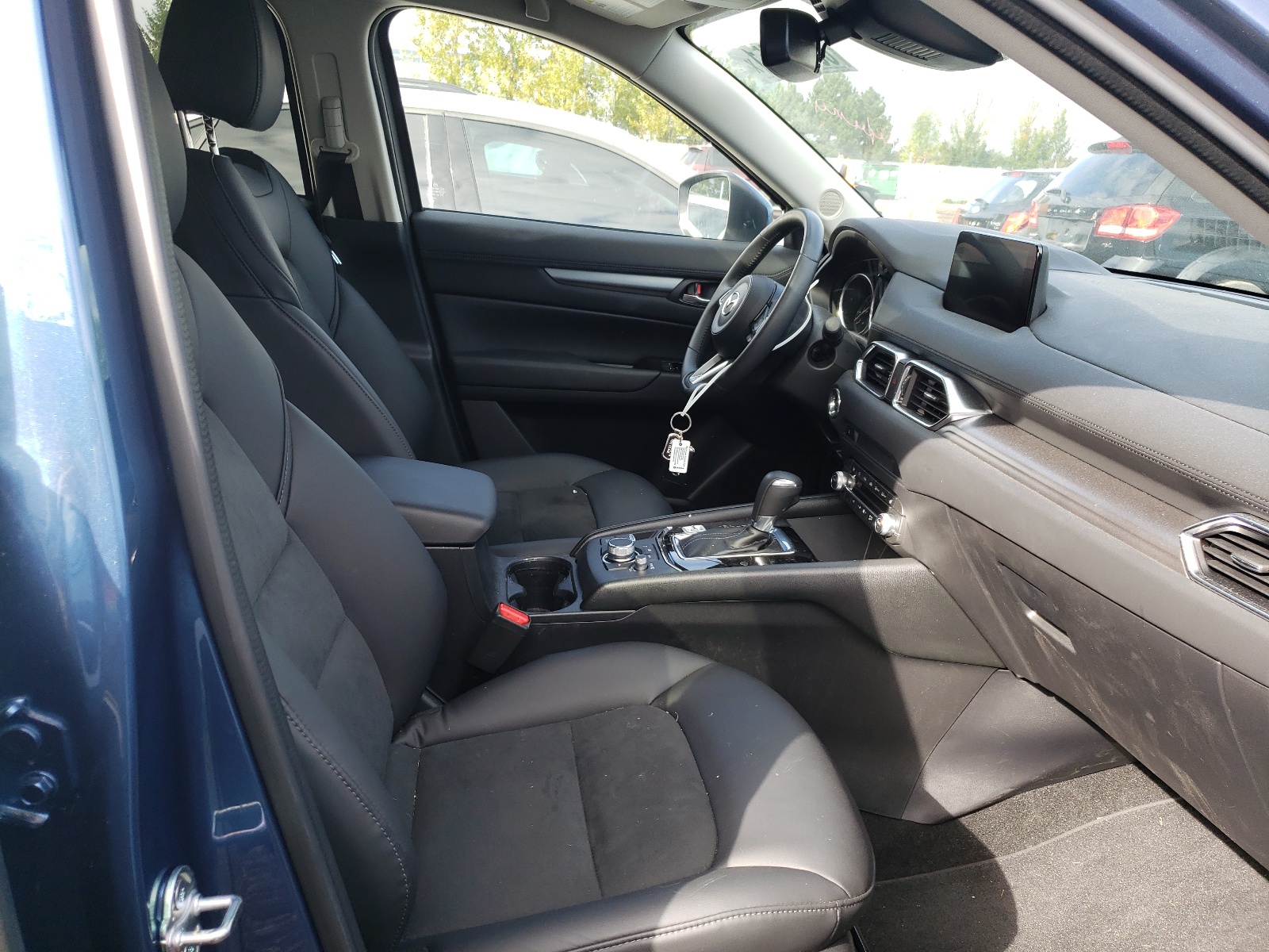 Photo 5 from auction – 2021 MAZDA CX-5 TOURI with VIN JM3KFBCM1M0114085