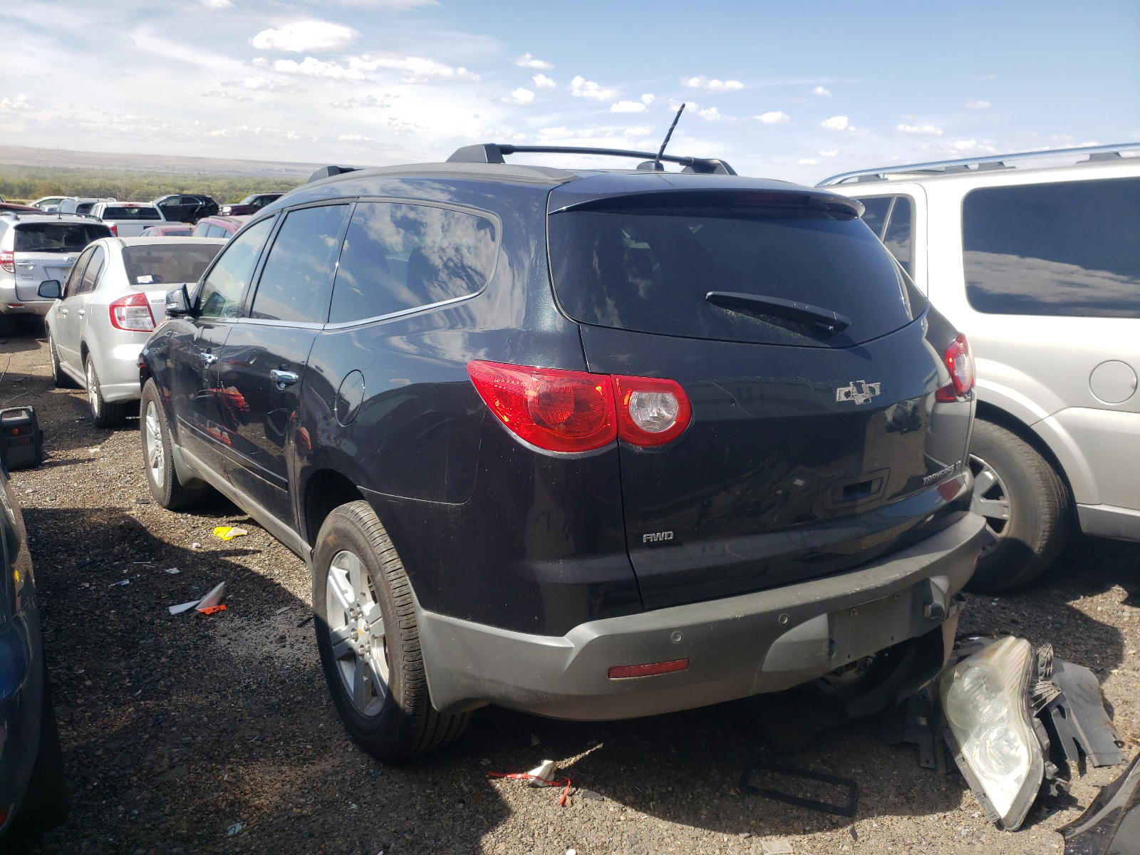 Photo 3 from auction – 2012 CHEVROLET TRAVERSE L with VIN 1GNKVGED2CJ107989