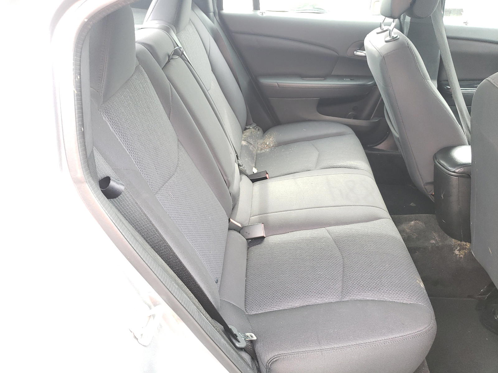 Photo 6 from auction – 2013 CHRYSLER 200 TOURIN with VIN 1C3CCBBG1DN744701