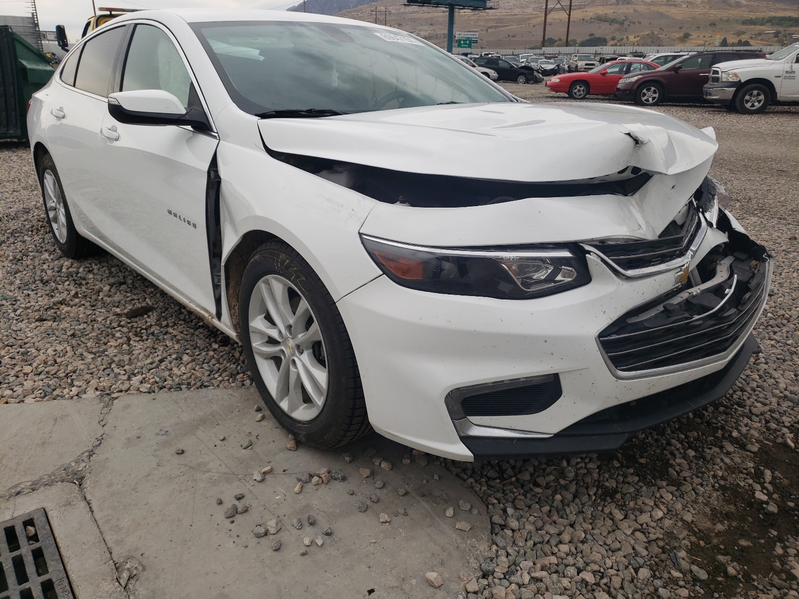 Photo 9 from auction – 2016 CHEVROLET MALIBU LT with VIN 1G1ZE5STXGF284685