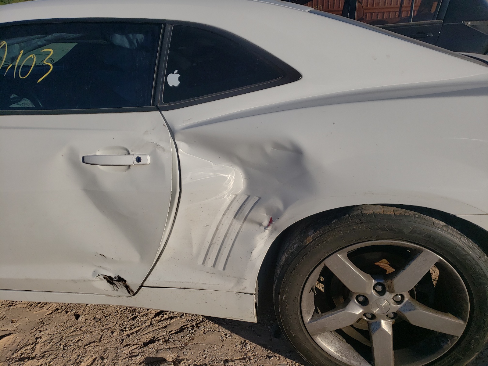 Photo 11 from auction – 2014 CHEVROLET CAMARO LT with VIN 2G1FB1E3XE9265222