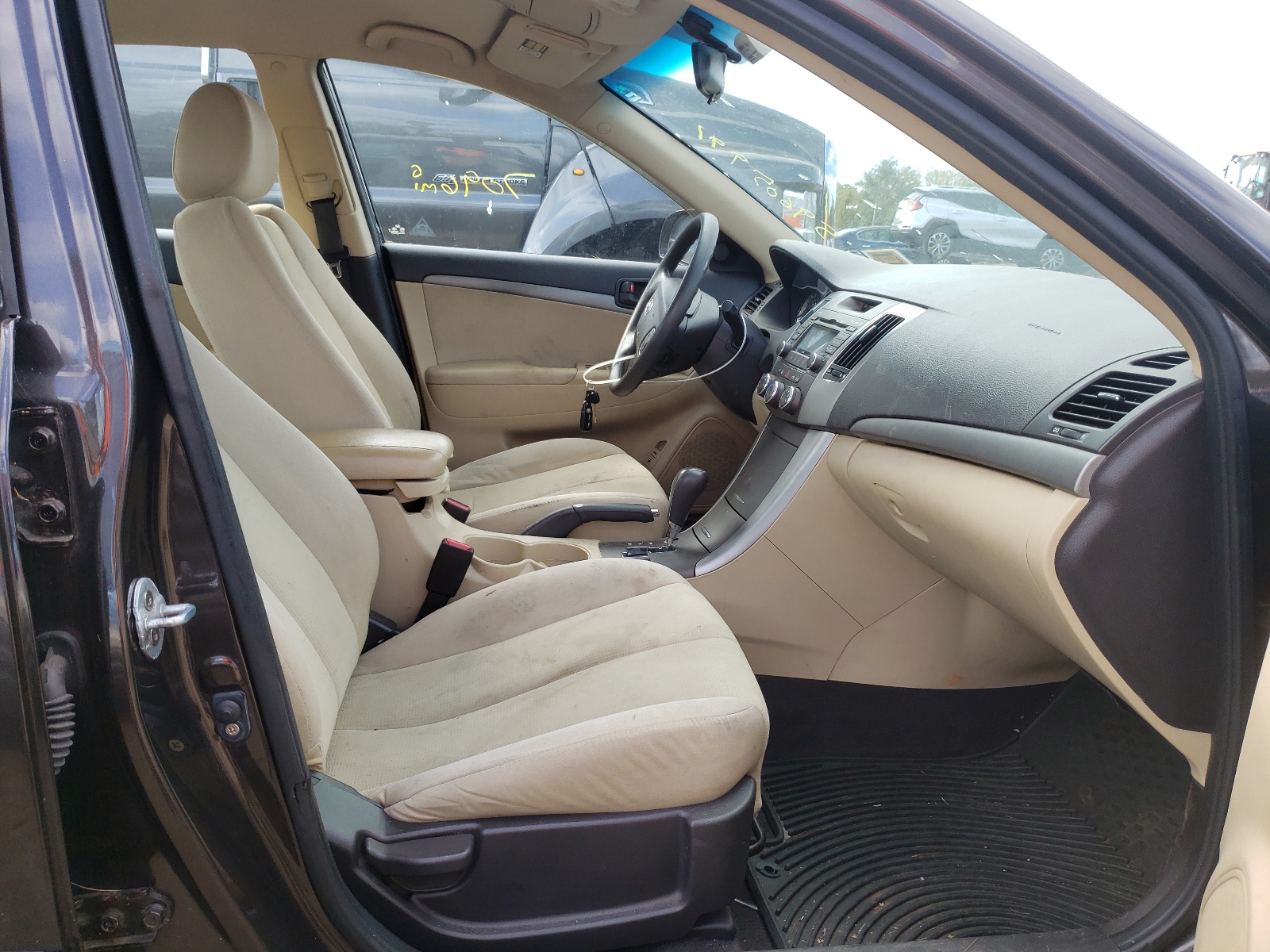 Photo 5 from auction – 2009 HYUNDAI SONATA GLS with VIN 5NPET46C29H444468