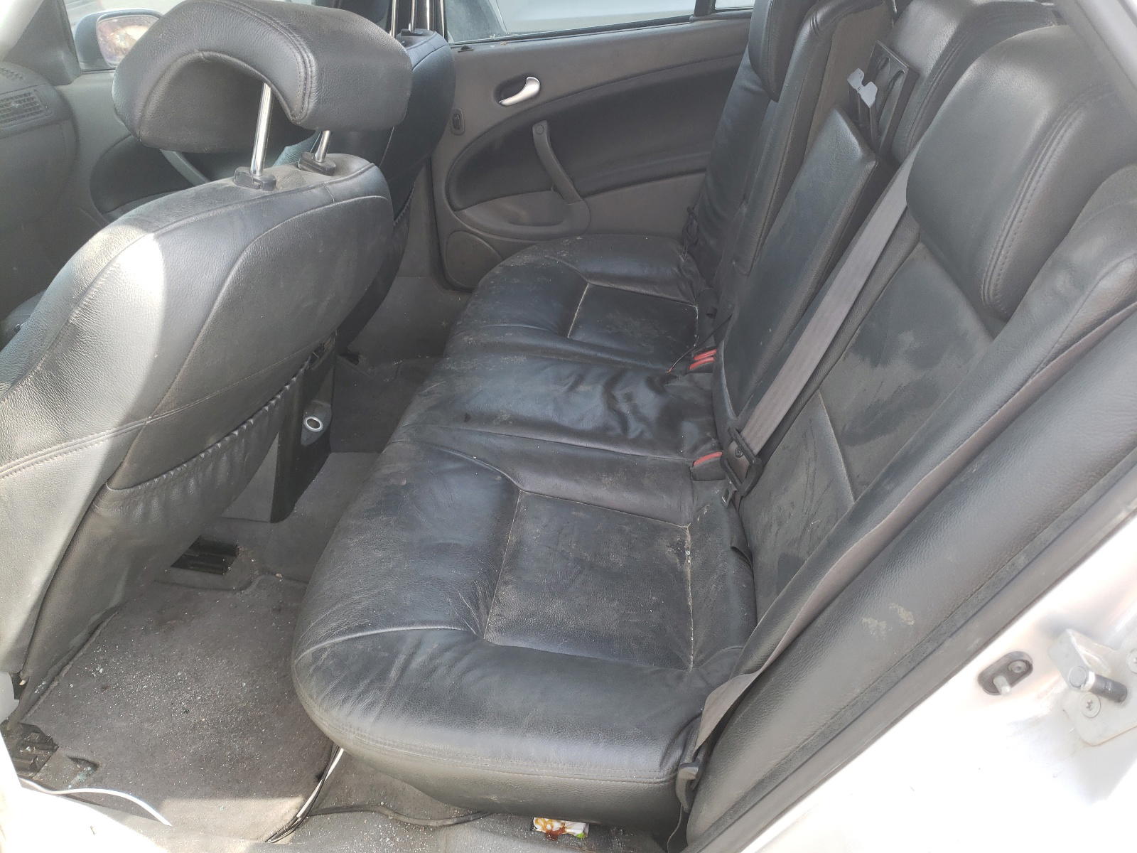 Photo 6 from auction – 2004 SAAB 9-5 AERO with VIN YS3EH59G543009883