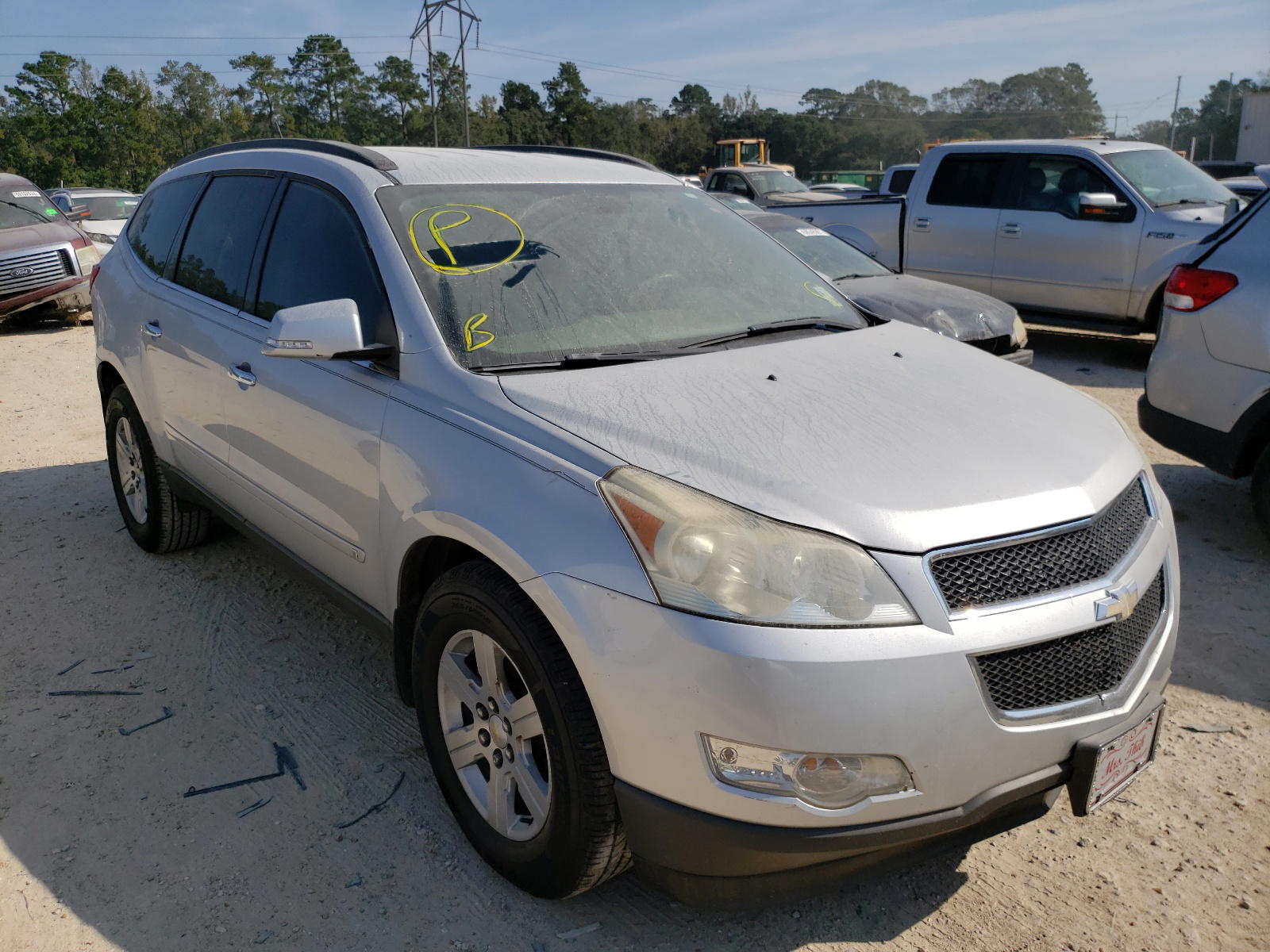 CHEVROLET TRAVERSE L 2010 with VIN 1GNLRFED2AS128187 - Photo from auction