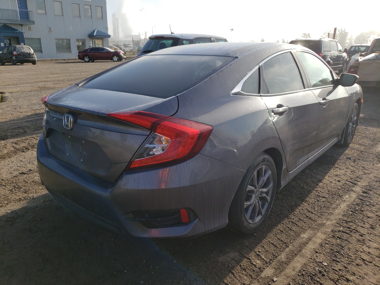 Photo 4 from auction – 2016 HONDA CIVIC LX with VIN 2HGFC2F55GH030425