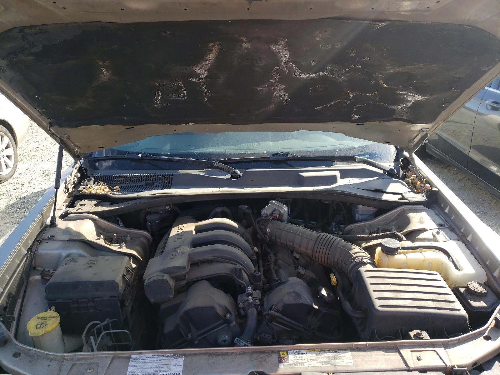 Photo 7 from auction – 2008 CHRYSLER 300 LX with VIN 2C3KA43RX8H211631