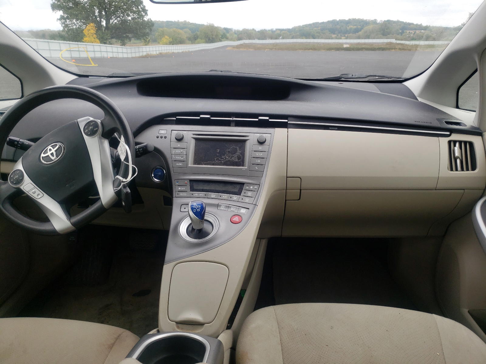 Photo 9 from auction – 2012 TOYOTA PRIUS with VIN JTDKN3DU0C5376052