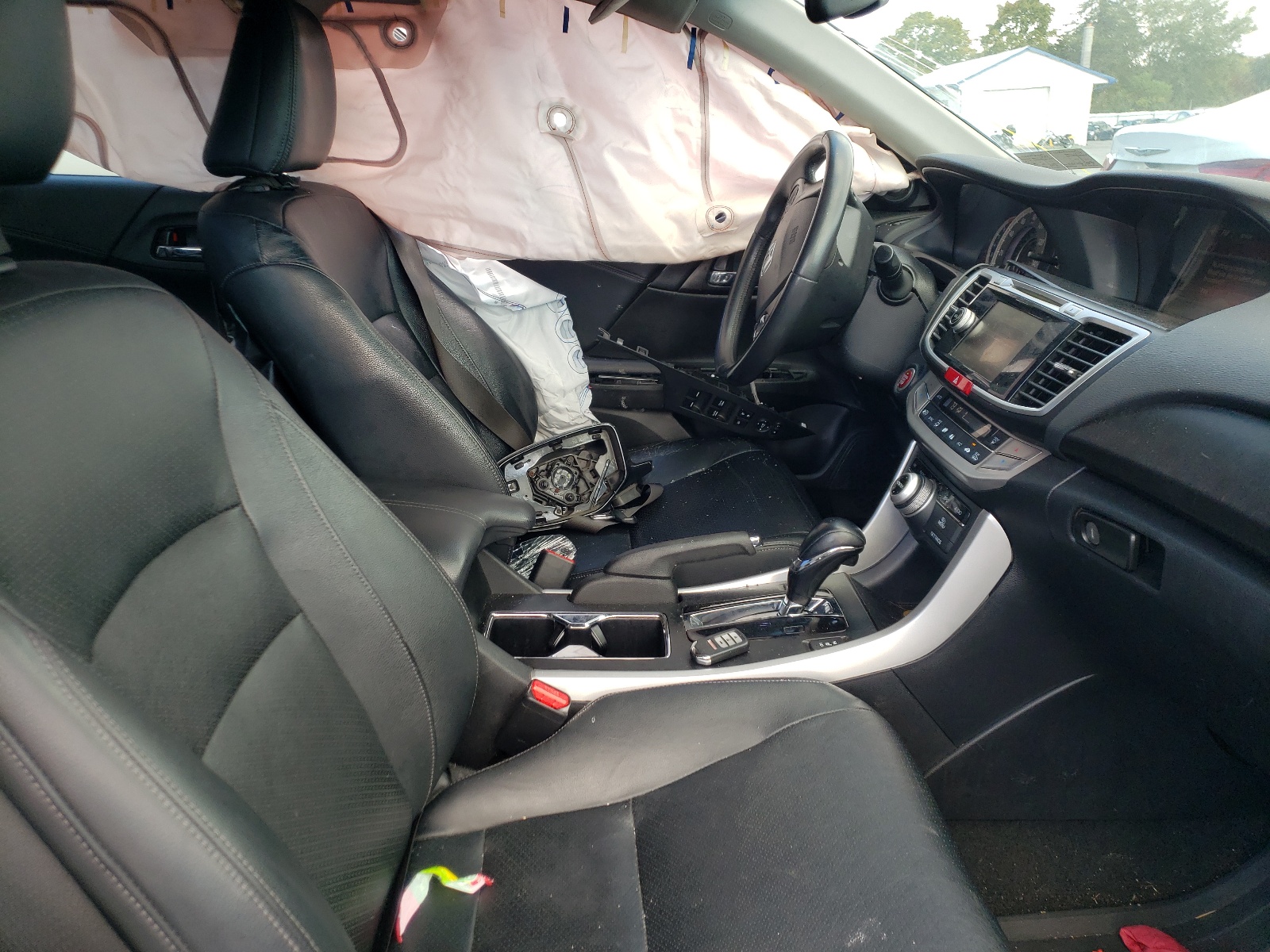 Photo 5 from auction – 2013 HONDA ACCORD EXL with VIN 1HGCR2F89DA102491
