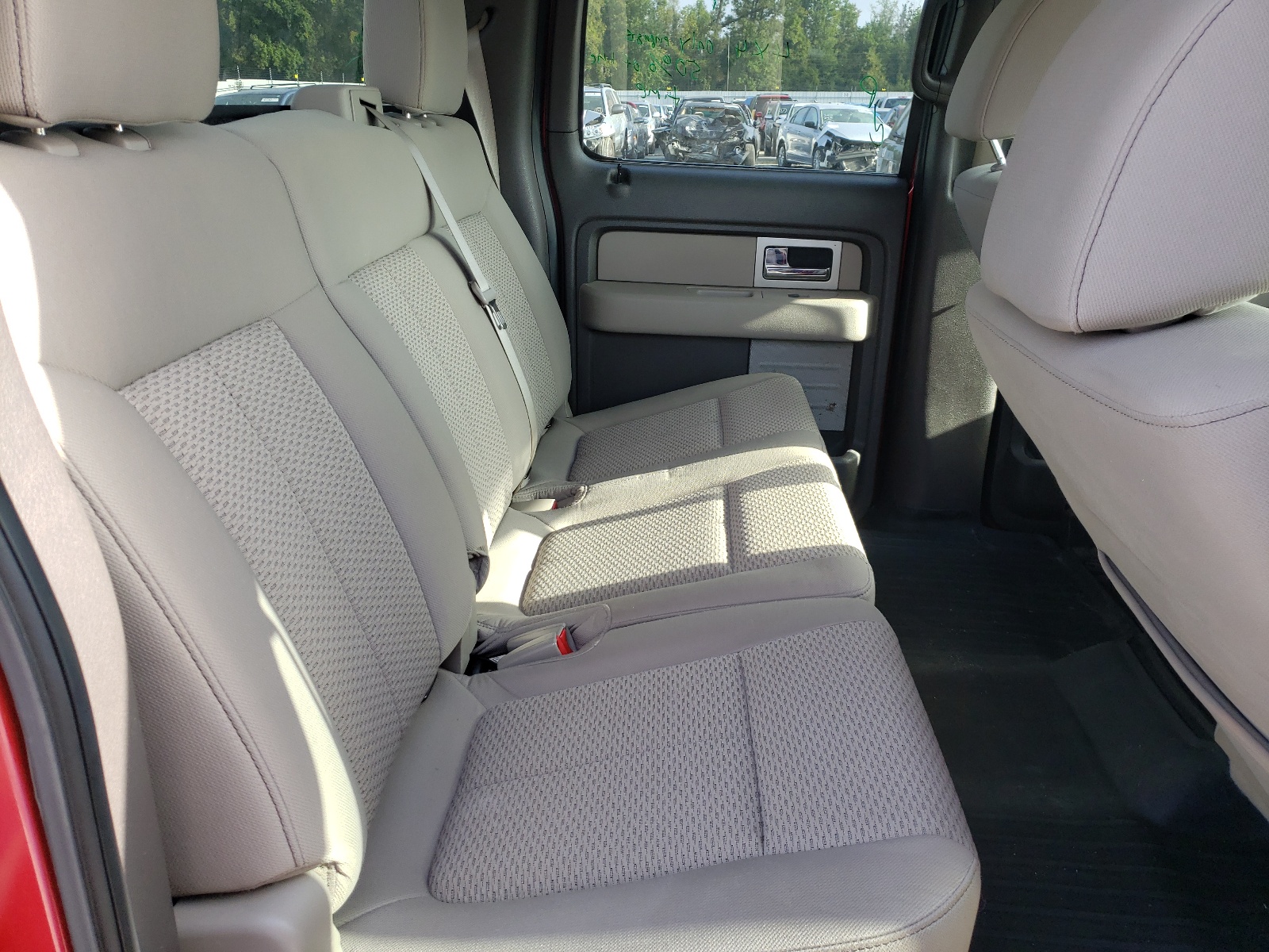 Photo 6 from auction – 2010 FORD F150 SUPER with VIN 1FTFW1EV8AFA83453