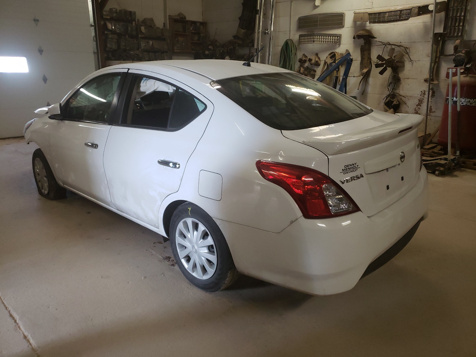 Photo 3 from auction – 2019 NISSAN VERSA S with VIN 3N1CN7AP9KL843741