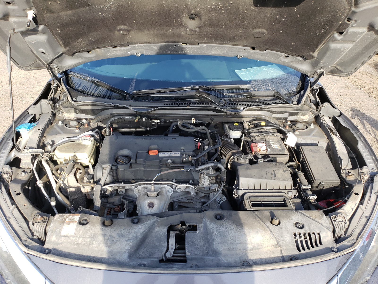 Photo 7 from auction – 2016 HONDA CIVIC LX with VIN 2HGFC2F55GH030425