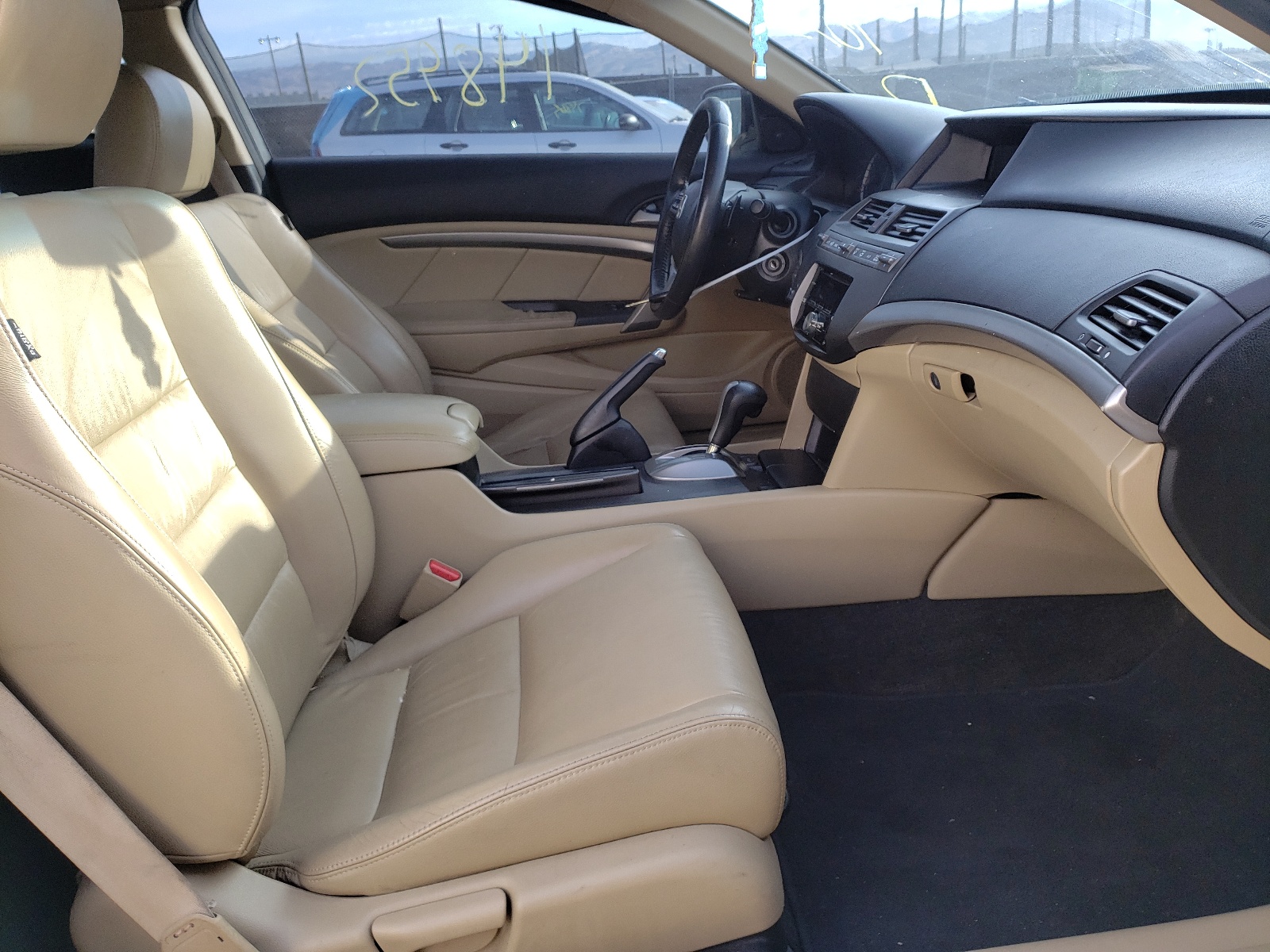 Photo 5 from auction – 2012 HONDA ACCORD EXL with VIN 1HGCS2B80CA005317
