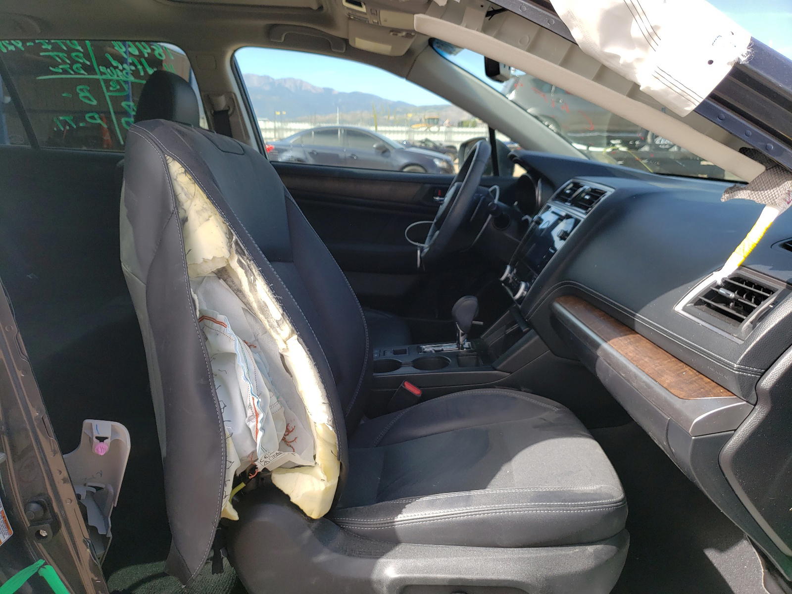 Photo 5 from auction – 2018 SUBARU OUTBACK 2. with VIN 4S4BSANC8J3288731