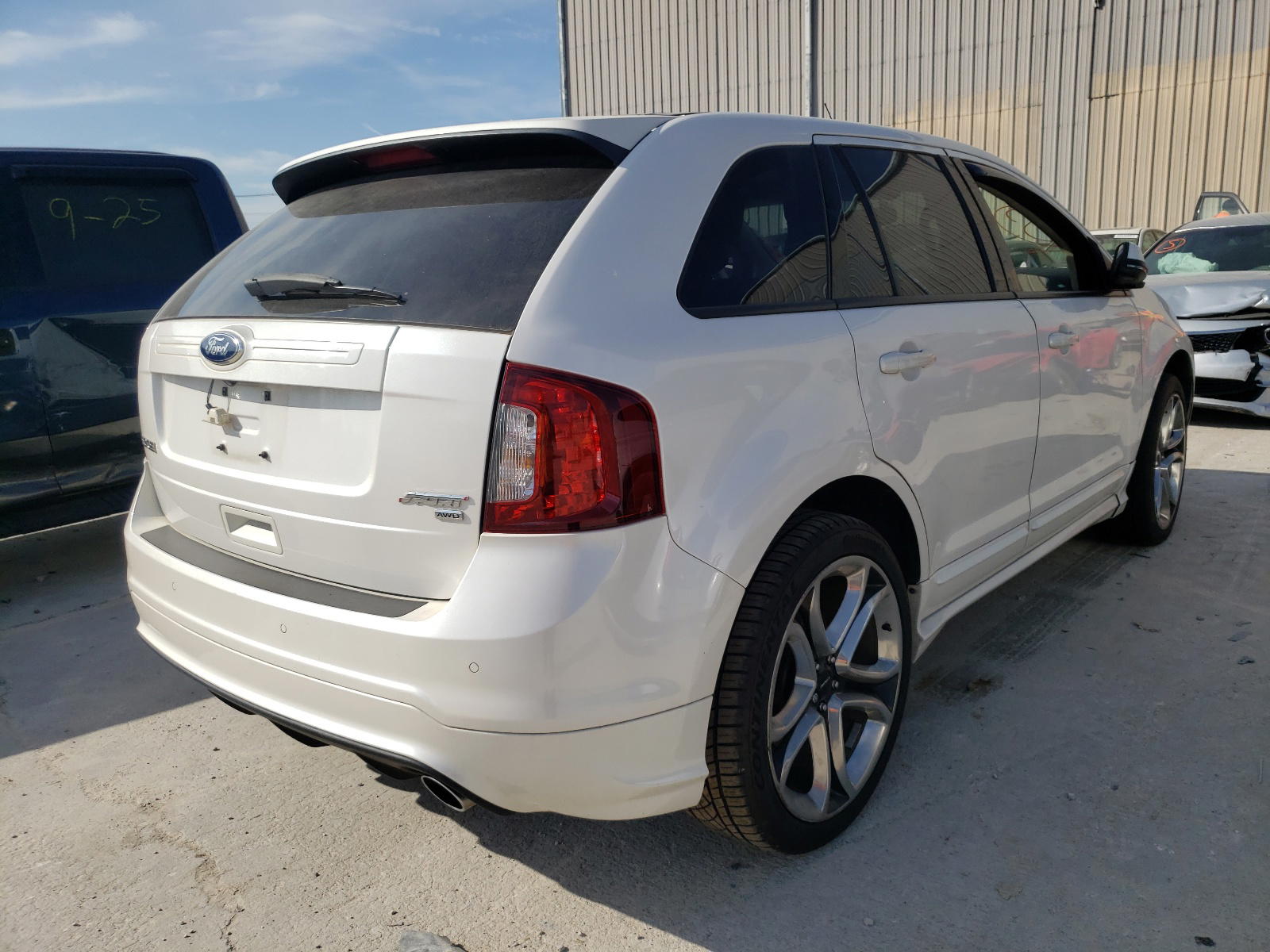 Photo 4 from auction – 2014 FORD EDGE SPORT with VIN 2FMDK4AK0EBA23833