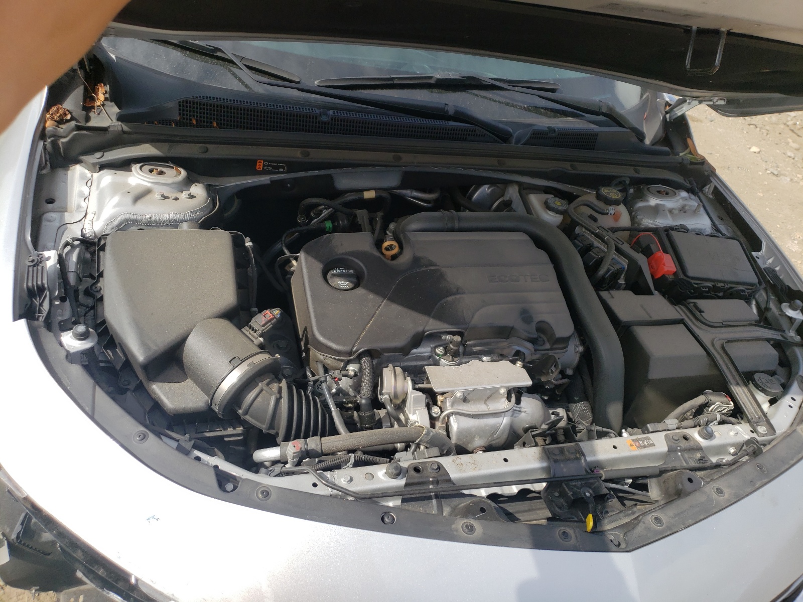 Photo 7 from auction – 2018 CHEVROLET MALIBU LT with VIN 1G1ZD5ST8JF267555